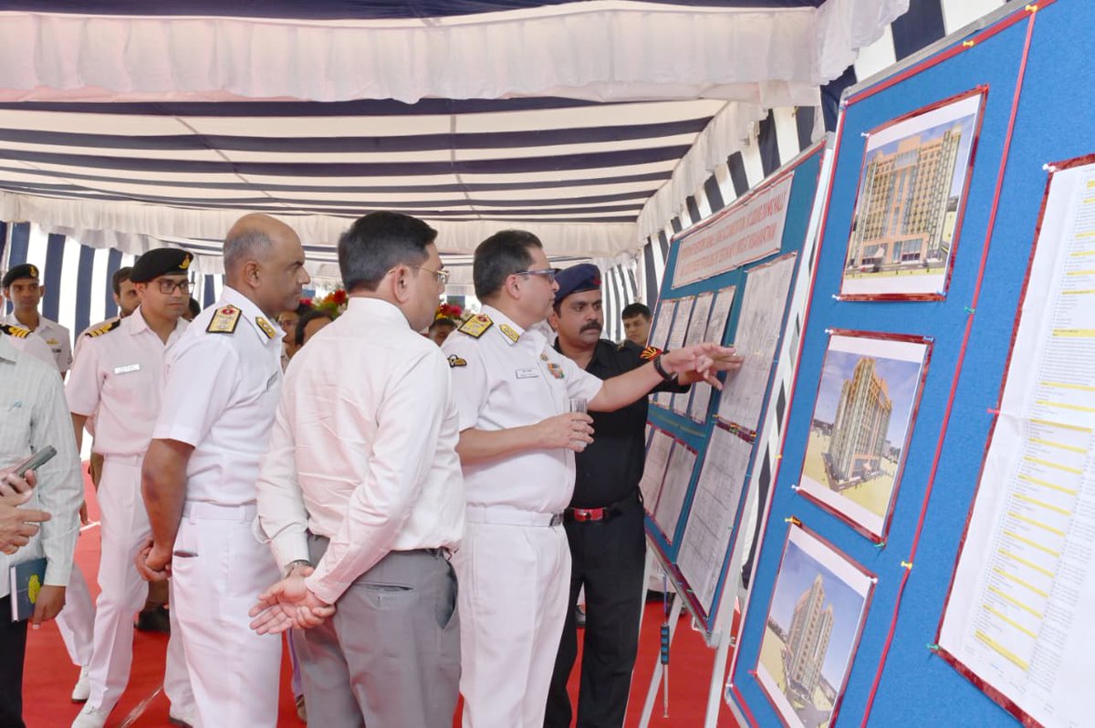 Setting the foundation for a stronger future!
VAdm Sameer Saxena, Chief of Staff, HQENC laid the foundation stone for the single living accommodation that will house over 1,000 sailors.
​
This crucial project will cater for accommodating sailors of the growing #ENC and provide