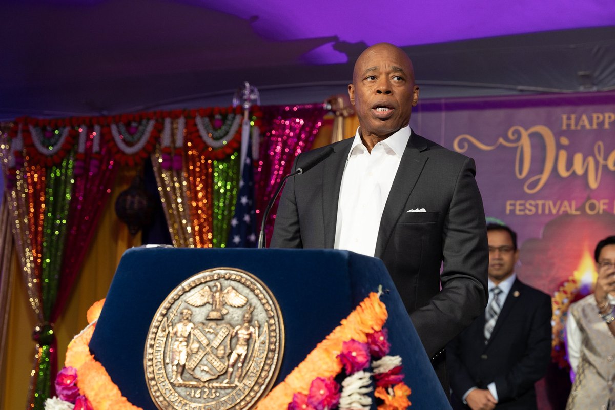 NYCMayor's tweet photo. So honored to, once again, open the doors to Gracie Mansion last night to New Yorkers celebrating Diwali!

We’ve been proud to celebrate with them over the past four years, and fight for them and their families every day. Thank you for your partnership! https://t.co/PQG9v6LO0x