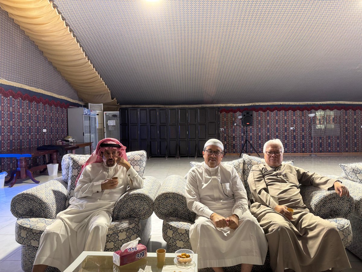 مركز حي البساتين tweet media