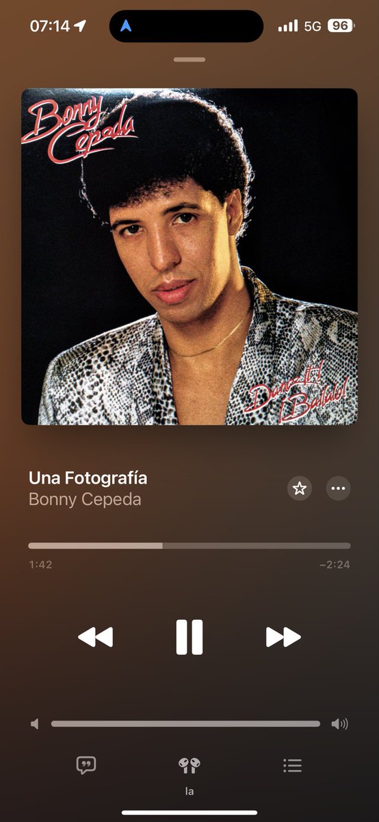 Me - how can you tell I’m Dominican 
Me at 7 am -