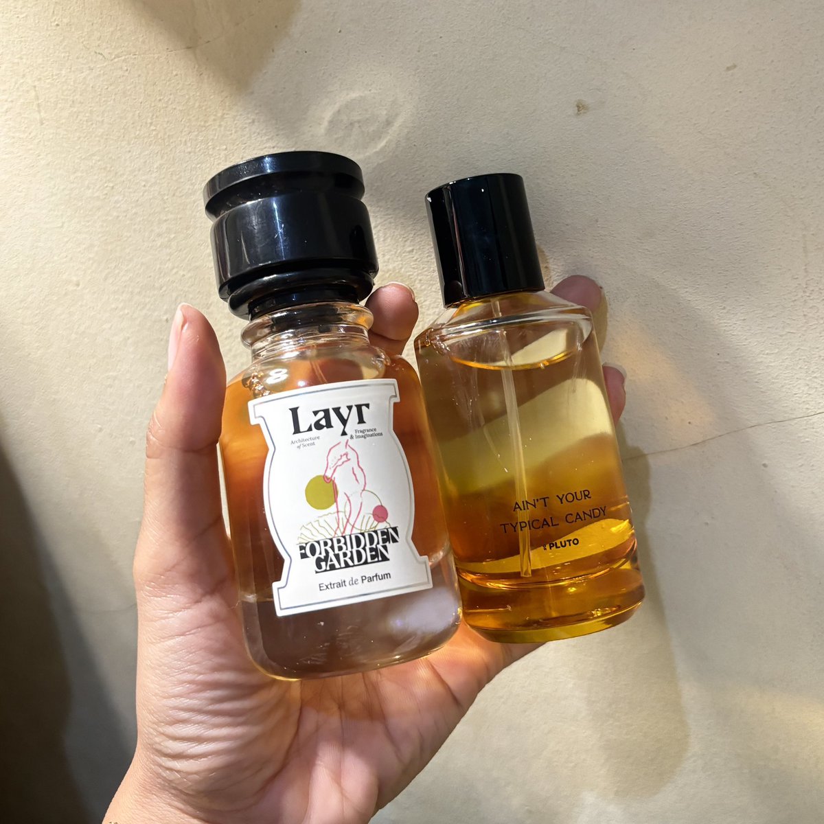bittercaffeines's tweet photo. underrated fresh perfume u should know they exist in this heatwave situation: https://t.co/ytDAhghWGh