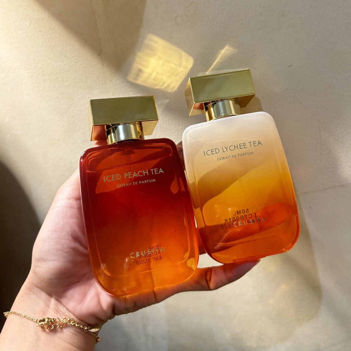 bittercaffeines's tweet photo. underrated fresh perfume u should know they exist in this heatwave situation: https://t.co/ytDAhghWGh