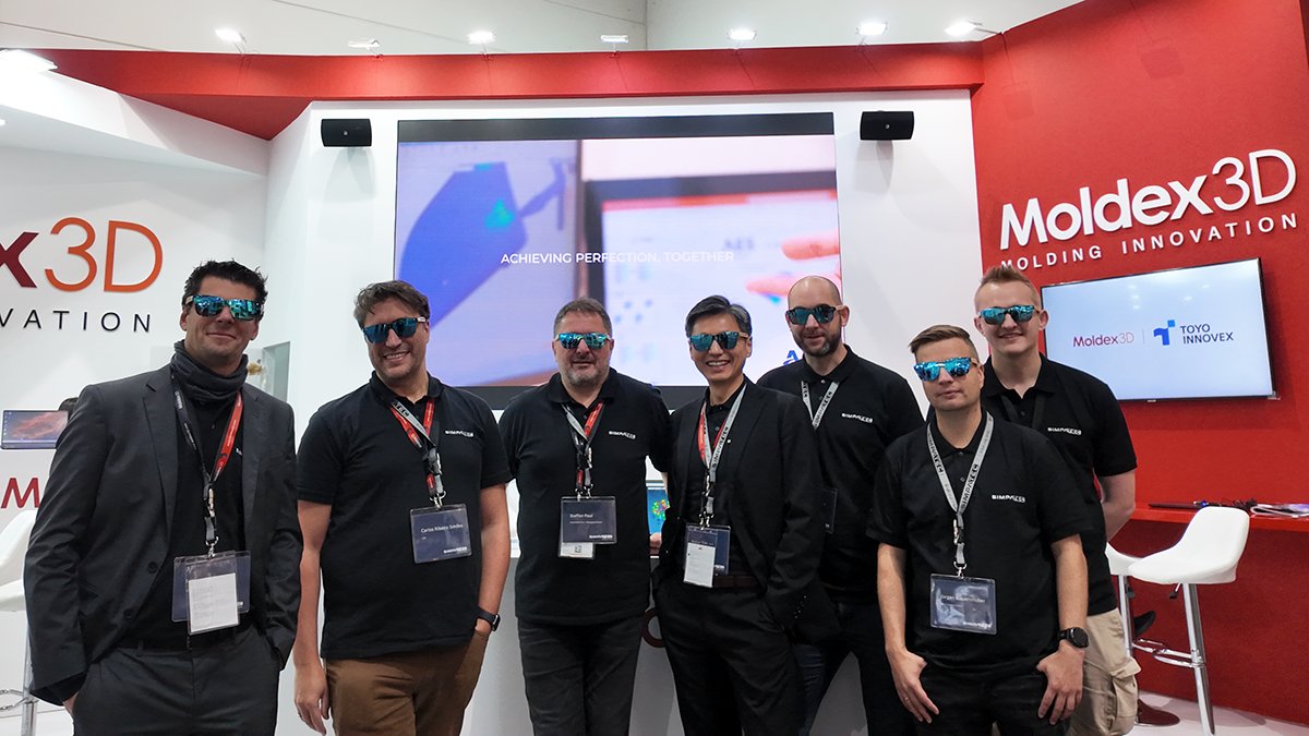 Der 'perfekte Durchblick' nicht nur mit# Moldex3D sondern auch mit der 𝐒𝐢𝐦𝐩𝐚𝐓𝐞𝐜-𝐒𝐨𝐧𝐧𝐞𝐧𝐛𝐫𝐢𝐥𝐥𝐞 👓
Das SimpaTec-Team vorgestern auf der K 2025 in 𝐇𝐚𝐥𝐥𝐞 𝟏𝟑/𝐀𝟗𝟒 ✴️

Weitere Details &amp; Kontaktaufnahme:
bit.ly/43YOEkO  
#SimpaTec