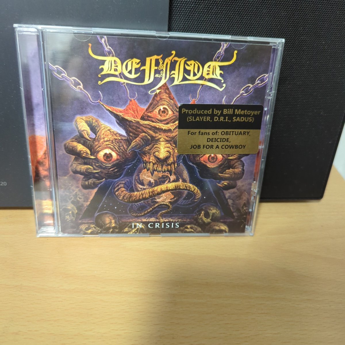 お疲れ様です!今晩はDEFILEDを聴きながら🍻