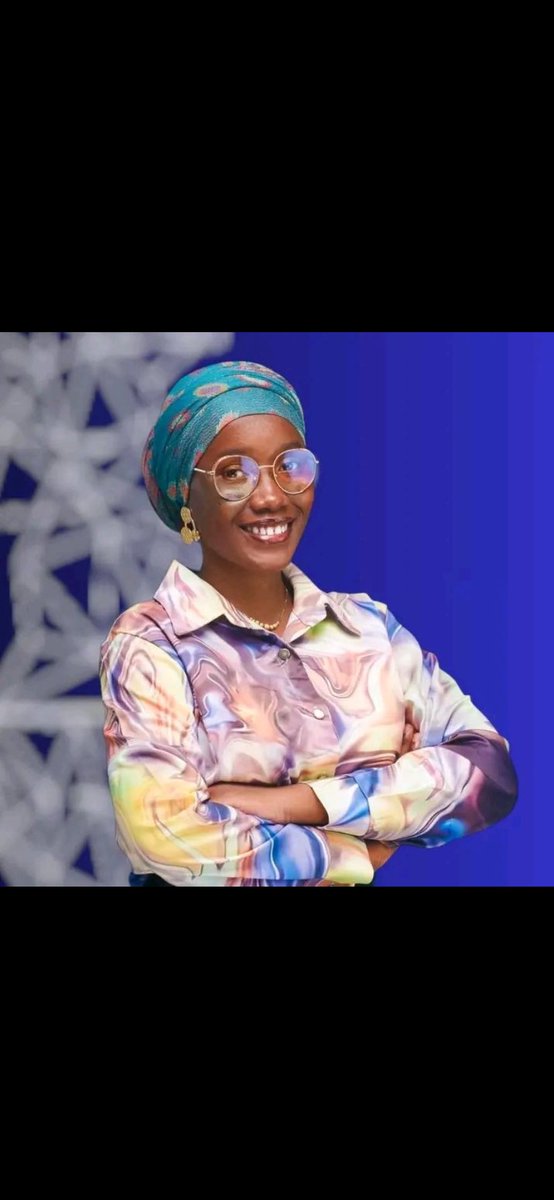 MiriamDoli's tweet image. Quand ma sœur @Queen_DIAMOND7 m’a parlé du #ChallengeContentCreator organisé par la boss @makboulath_btc avec la communauté @cryptoFeminin, je me suis dit : facile, ça va couler tout seul ! 
Après tout, j’ai suivi des formations avec Binance, Althash, Block Bridge…