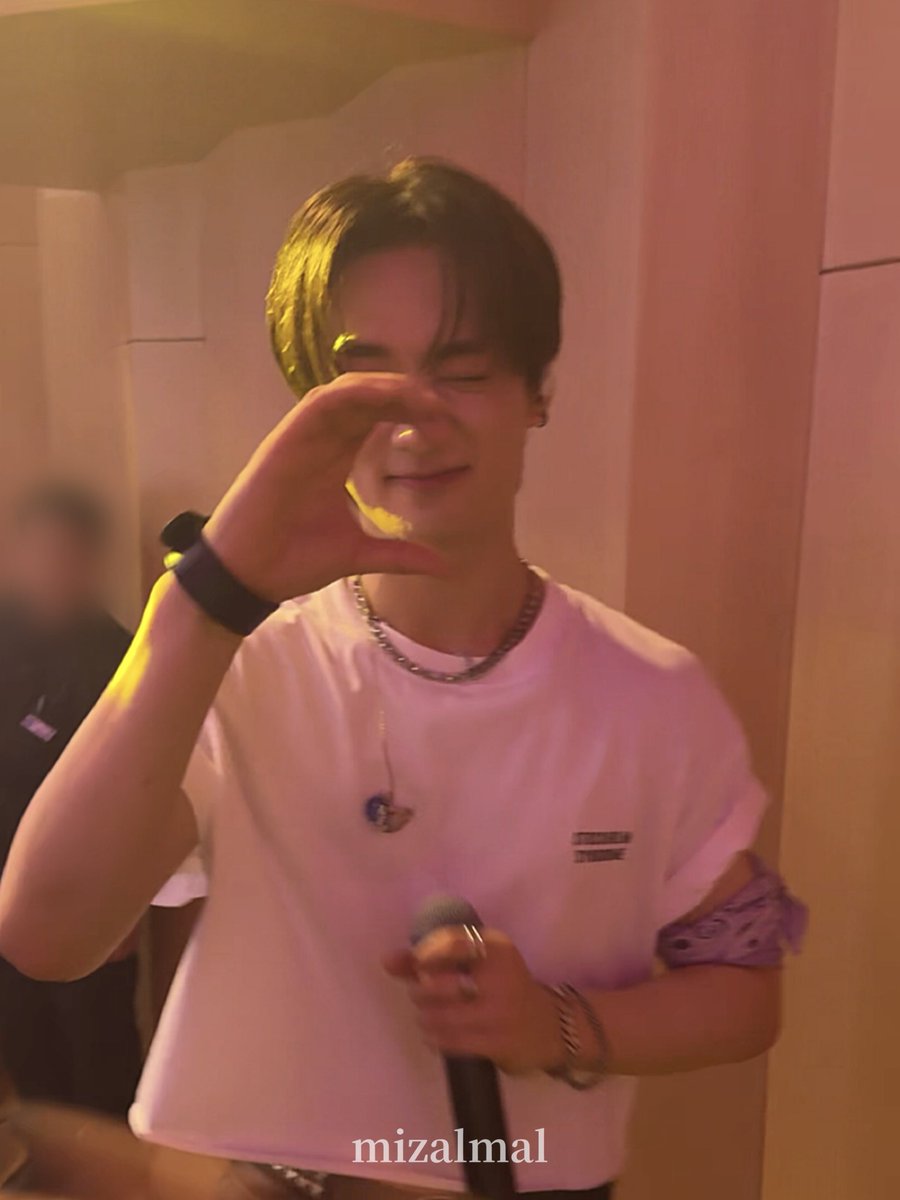mizalmal's tweet photo. 땨...💕 https://t.co/JBbF1la7KG