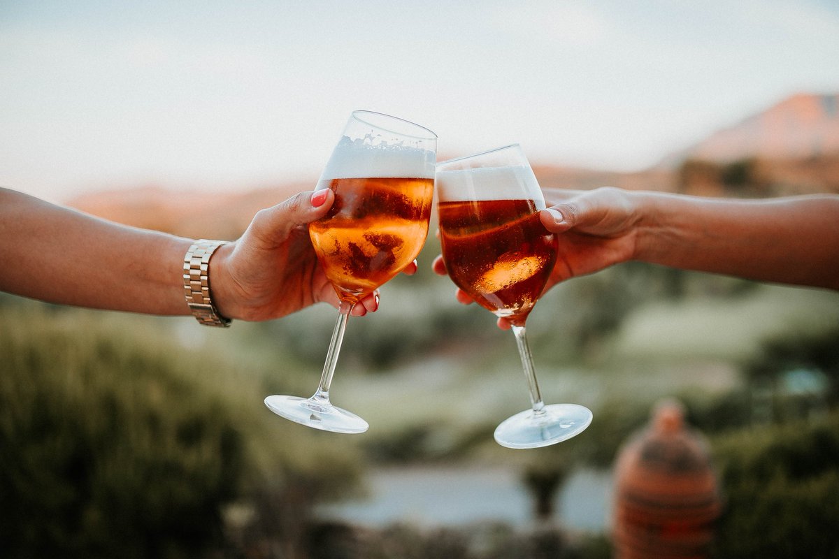 AntequeraGolf's tweet image. Un #viernes a esta hora...

¡Te esperamos en la #terraza del restaurante del campo de #golf de #Antequera para arrancar el fin de semana de la mejor forma 🍻!