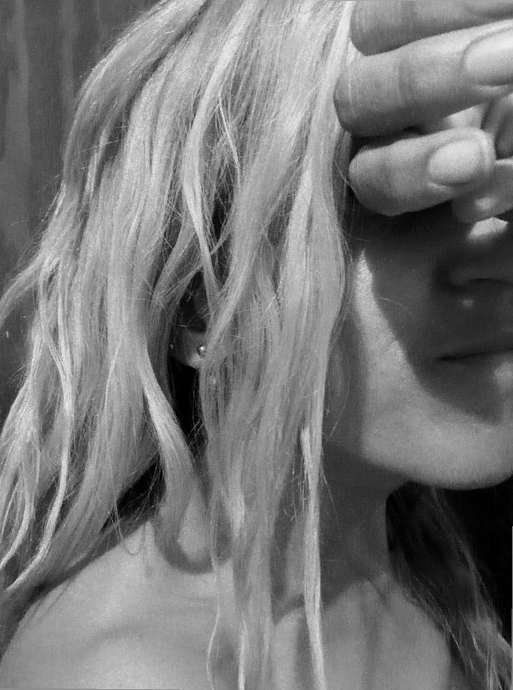 #buenosdias tuiteriles 💫
#buenviernes ☕️

Esta es #MiFotoBang pero lo bang es por lo detonada 😵‍💫