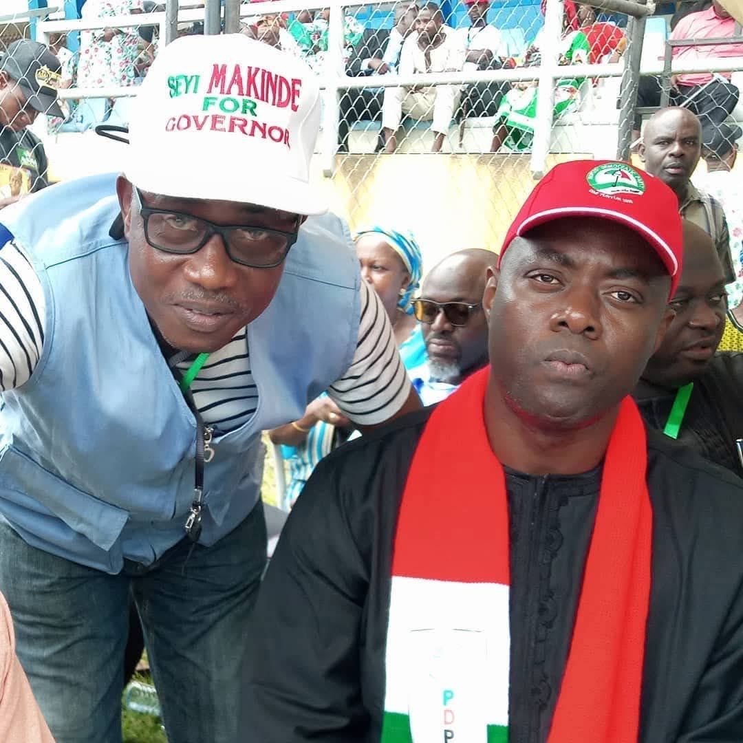 Travails of a blind supporter to an ingrate candidate.