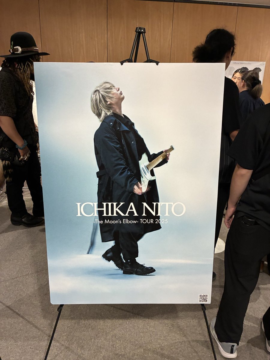 mk2_passcode's tweet image. Ichika Nito
The Moon's Elbow Tour 2025 in Japan
初生演奏生ご本人だったけど、演奏も人柄も素敵すぎた。
Metaphorも聴けたし大満足!
とはいえめちゃくちゃ踊る気でいったので少し残念。
いつかFUJI ROCKのグリーンステージで大騒ぎさせてください!笑
#IchikaNito