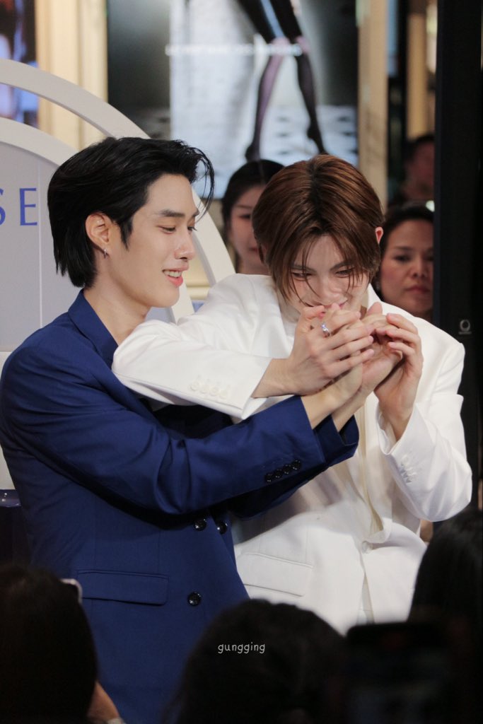 gingiskpg's tweet image. ˖⁺. ༶ ❤︎ 𝙊𝙪𝙧 𝙝𝙚𝙖𝙧𝙩 ༶ ❤︎ ⋆˙⊹
@TLE_mtm @firstone_wnk
KOSE X TLEFIRSTONE
#SEKKISEIxTleFirstone
#TleFirstone #เติ้ลเฟิร์สวัน