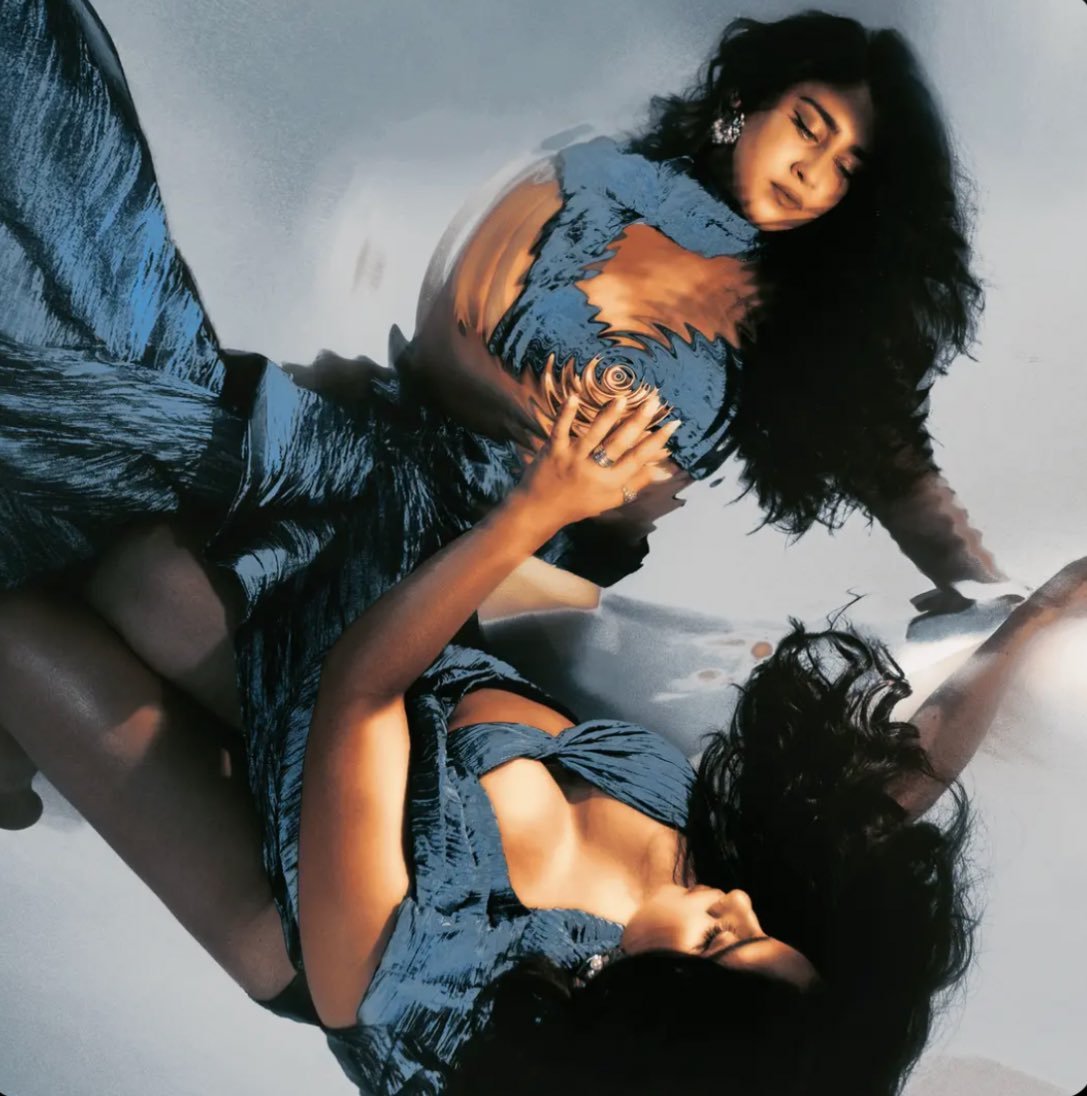 sboficial's tweet photo. ARTISTA! Lauren Jauregui lançou EGO, seu novo single.