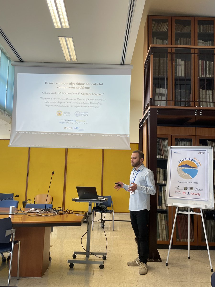 The last session of this morning was about Game Theory (talk by Alejandro Bernárdez Ferradás) and Combinatorial Optimization (talks by Mariagrazia Cairo, Alberto Boggio Tomasaz, and Carmine Sorgente). Thank you!!

It is time for a lunch break now🍝🍕

#EUROYoung2025 #orms