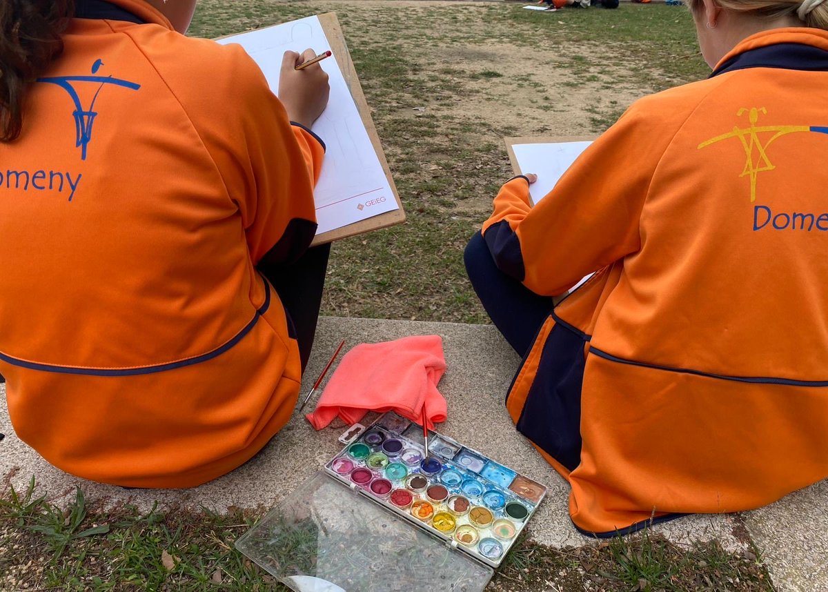 Avui l’alumnat de cicle mitjà participem en el 51è concurs de pintura ràpida del GEiEG. @escola_domeny <a href="/educacio_gi/">#EducacióGirona</a> #viudomeny