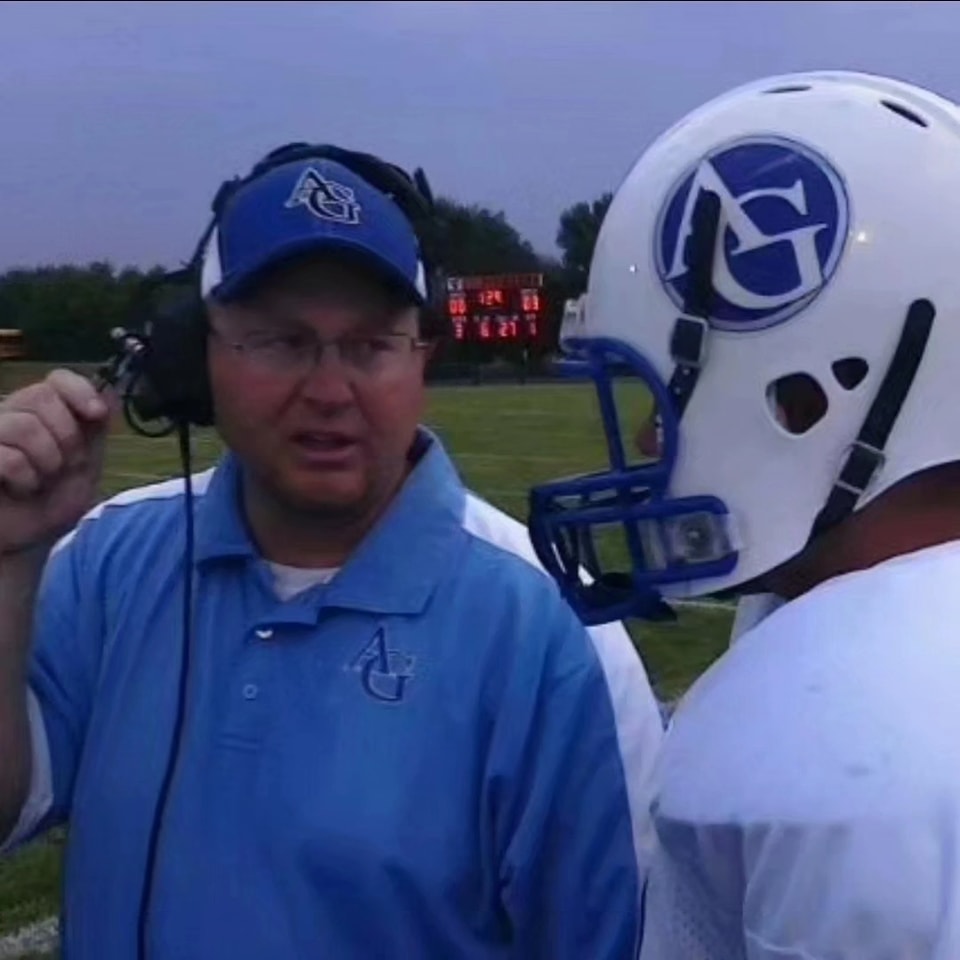 AGBluejayFball's tweet image. Coach believed in development and sometimes players have to wait a little longer to contribute. But when they are ready their impact is felt by everyone! Congrats #55 Tyler Nonella being selected Coach Schwartz Honorary Captain vs BrownellTalbot.
#gonebutnotforgotten