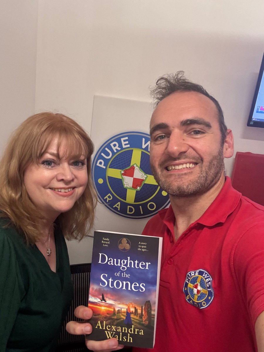 purplemermaid25's tweet image. Thank you to Gina &amp;amp; Tom at @PureWestRadio for a brilliant morning on the Breakfast Show! 🎙️

We talked #DaughterOfTheStones, writing &amp;amp; secrets that span the ages.

Excerpts airing all week!

Out 23 Oct with @BoldwoodBooks ✨

#DaughterOfTheStones #RadioInterview #BoldwoodBooks