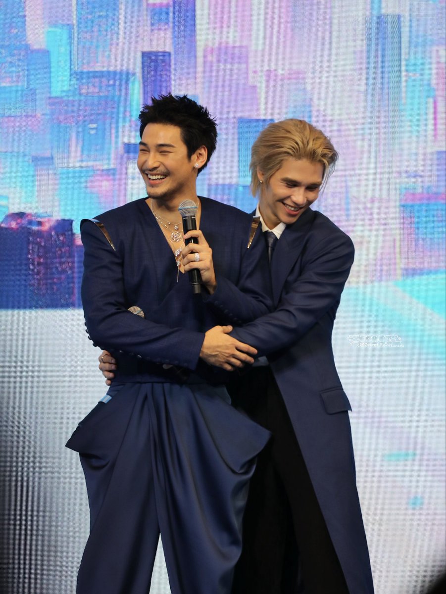 คิดถึงคู่นี้มาก โคตรจะน่ารัก! 

36TH KING POWER X APO 

#POWERPASSxAPONattawin

⋆˙⟡🪶#zecretpic .✦📜⊹₊ ݁.