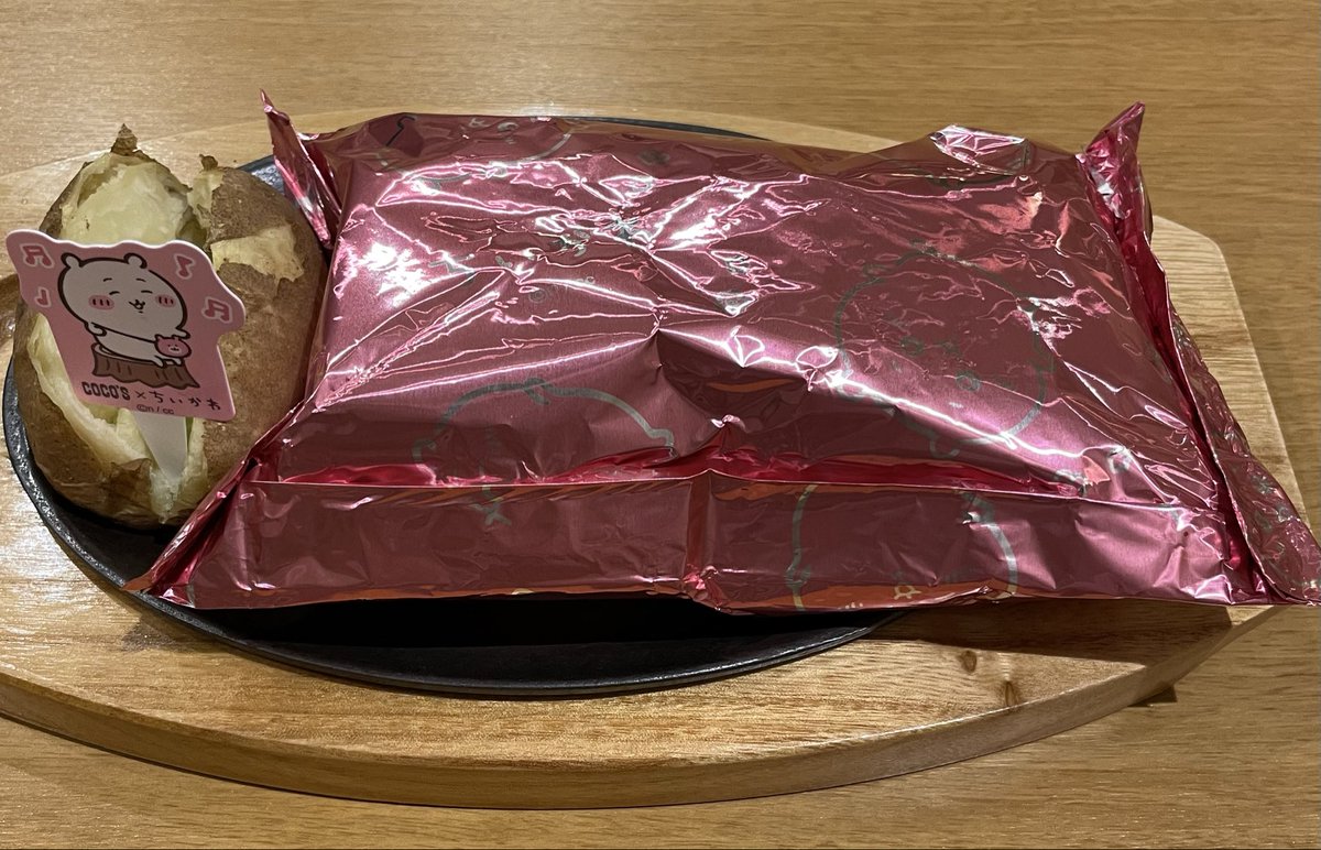 lapins2blanc's tweet image. 食べる気はなかったけど
プリンパフェは売り切れだった…
やっぱり大人気だねー
 
#cocos #ちいかわ