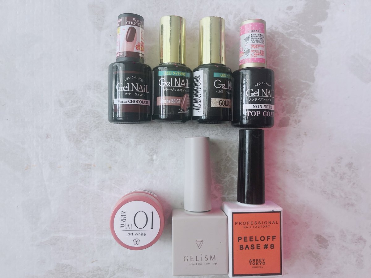 flagman_kiev's tweet photo. 秋にぴったりのツイードネイルです💅
GELiSMのお気に入りマグネットを合わせてみました♡
LURRIRのアートホワイトは硬めのテクスチャなので、ツイードも作りやすくオススメ🥰
#gelism #lurrir #ツイードネイル https://t.co/6F8WKXttfO