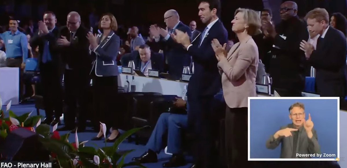 <a href="/FAODG/">FAO Director-General QU Dongyu</a> 🌍 Concluimos el Foro Mundial de la Alimentación en <a href="/FAO/">Food and Agriculture Organization</a>🇮🇹con un mensaje poderoso:
“¡Nunca desistamos! Sigamos avanzando con coraje, creatividad y solidaridad.”
— <a href="/FAODG/">FAO Director-General QU Dongyu</a> 

Desde la FAO el compromiso es continuar trabajando #ManodeLaMano por un futuro sin dejar a nadie atrás 🌾💚