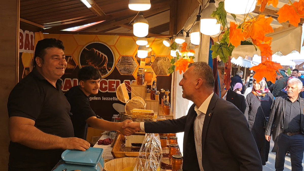 Yeniden Refah Pendik Teşkilatı Olarak.,Pendikli Hemşehrilerimizin birlik ve beraberliğine vesile olan Kamu ve Sivil toplum kuruluşlarının yönetici ve temsilcilerine, etkinlikte emeği geçen tüm paydaşlara teşekkür ederiz. 

<a href="/erbakanfatih/">Dr. Fatih Erbakan</a> 
<a href="/nuriozatatr/">Nuri ÖZATA</a> 
<a href="/fatihyavas_/">🇹🇷🇹🇷Fatih YAVAŞ🇹🇷🇹🇷</a>