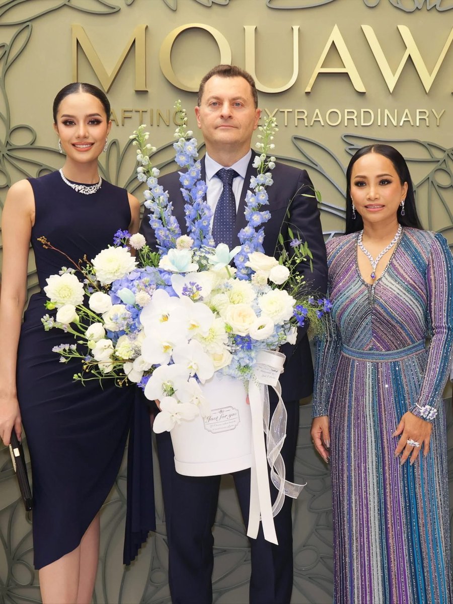 suchaaaata's tweet photo. Big congratulations to @mouawad on the grand opening of the first Asia Pacific boutique right here in Bangkok!🤍✨ https://t.co/3eng2iY0OY