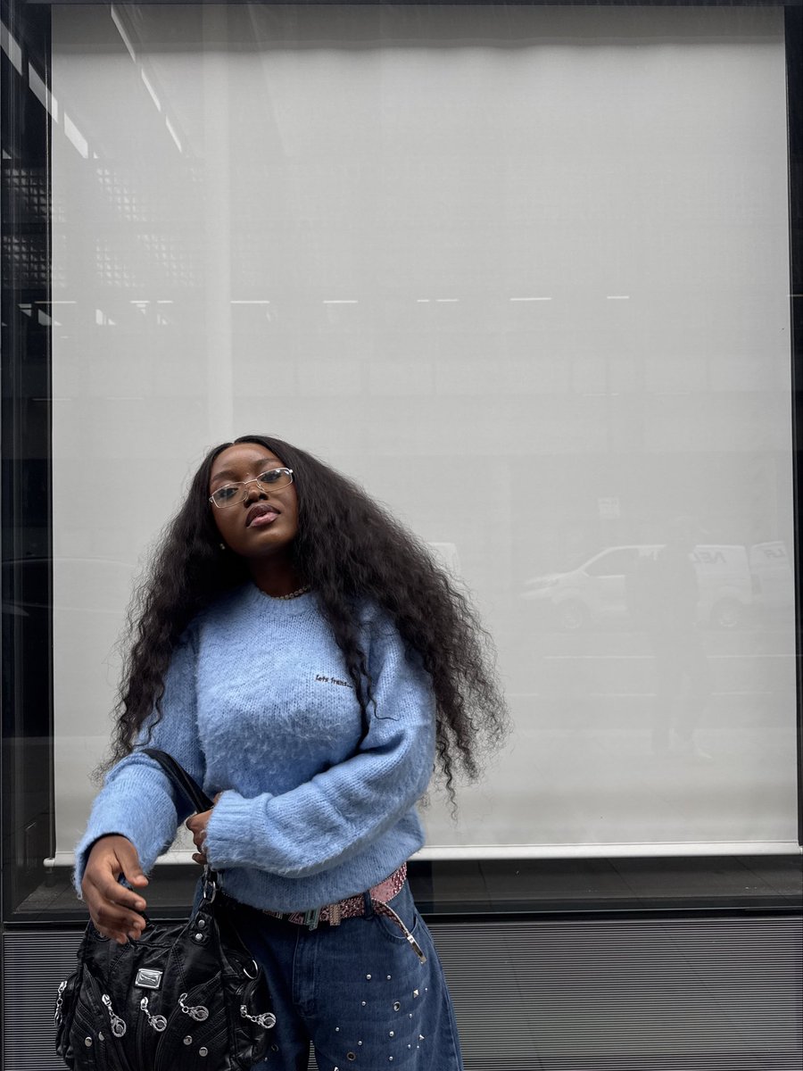 Gyakie_'s tweet image. album link in my bio. 🤍