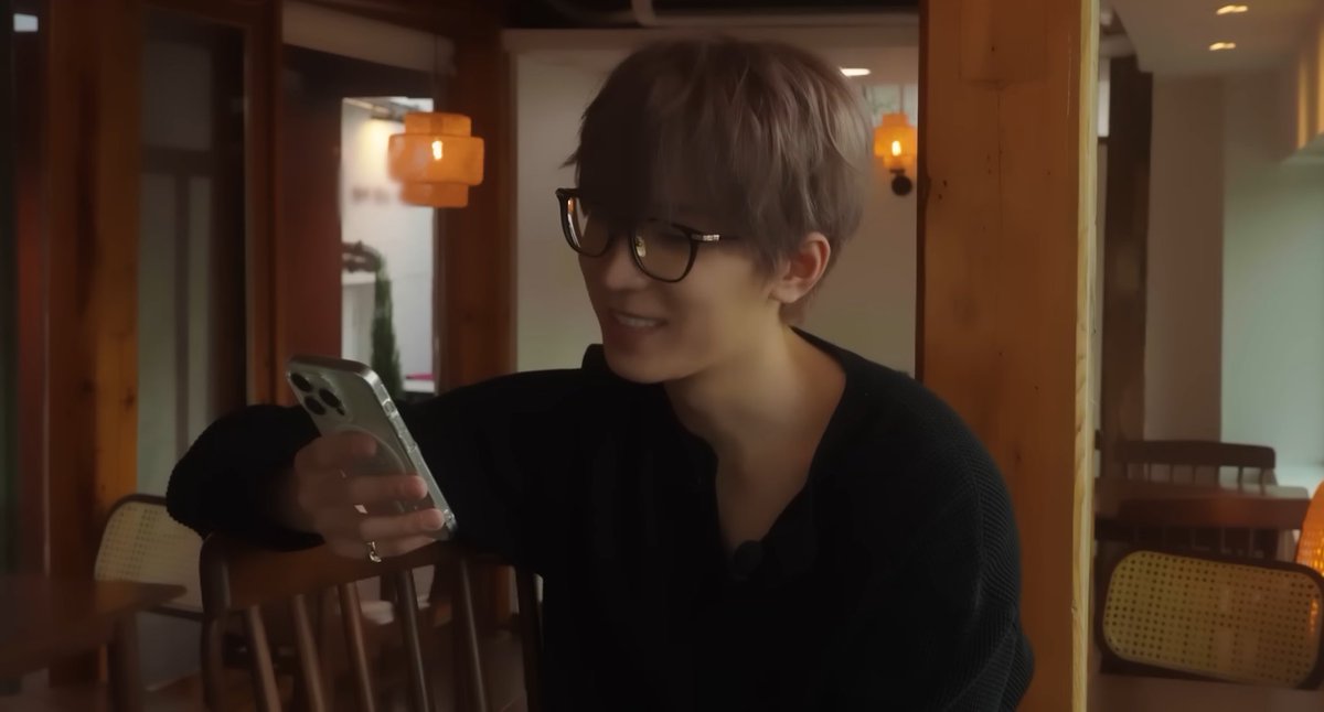 GaemKang's tweet photo. gwapo ba talaga or magaling lang yung light dep?  hmp https://t.co/V84YgAnHMh