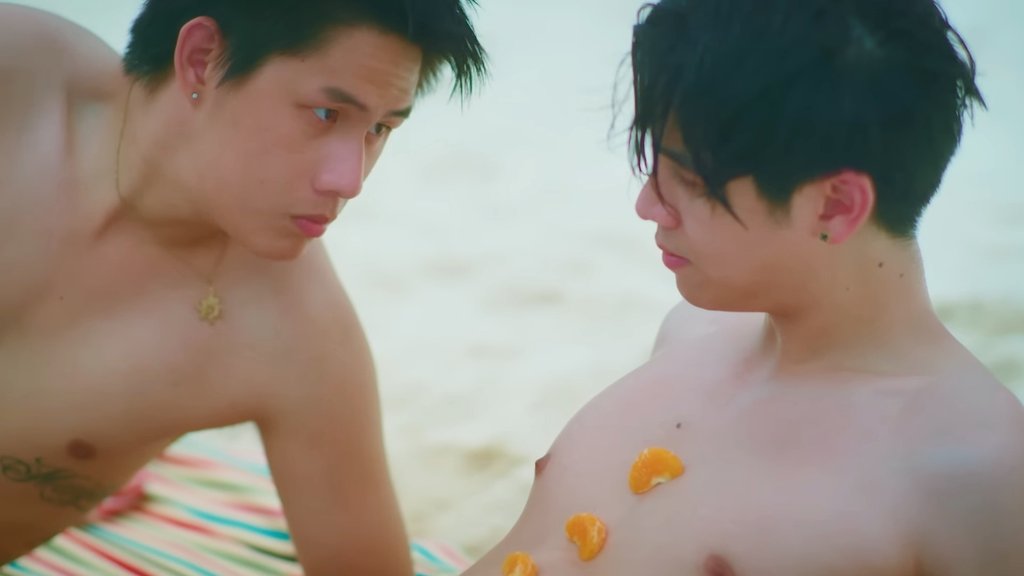 Tonight! The orange scene? 🤷🏻‍♂️ ⵌ𝖳𝗁𝖺𝗍𝖲𝗎𝗆𝗆𝖾𝗋𝖲𝖾𝗋𝗂𝖾𝗌EP5