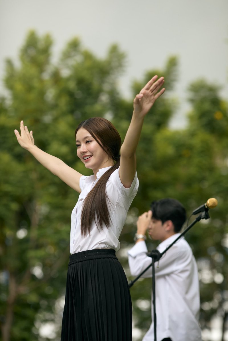 รูปจากพี่คริสสวยทุกรูป😍
“เติมเธอ (Fill My Heart)”

FILL NAMTAN TO MY HEART
#FillMyHeart_KRISTmv
#NamtanTipnaree