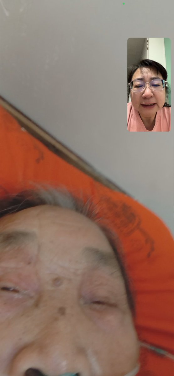 #谢阳律师 被非法羁押第1375天，强烈谴责长沙市公安局、长沙市第一看守所、长沙市中级人民法院、长沙市检察院等一系列单位和个人，非法羁押谢阳3年9个多月！
在这三年九个月里，谢阳的爸爸已经过世，他的妈妈久卧病床，现在昏迷不醒，不能说话，已经走在离开我们的路上了。母盼儿归来！