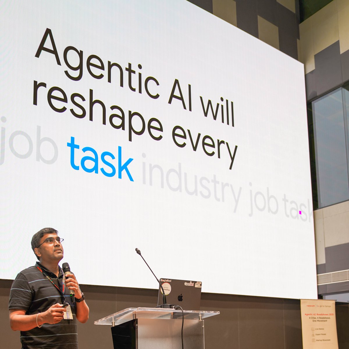 GoogleDevsIN's tweet image. ✨ Hands-on AI demo
💡 Panel on “The Payoff Expectations from Agentic AI”
⚡ Startup lightning pitches
The Agentic AI Roadshow – Hyderabad edition, in partnership with @nasscomai and @AITelangana, brought India’s AI ecosystem together for a day of ideas and innovation.