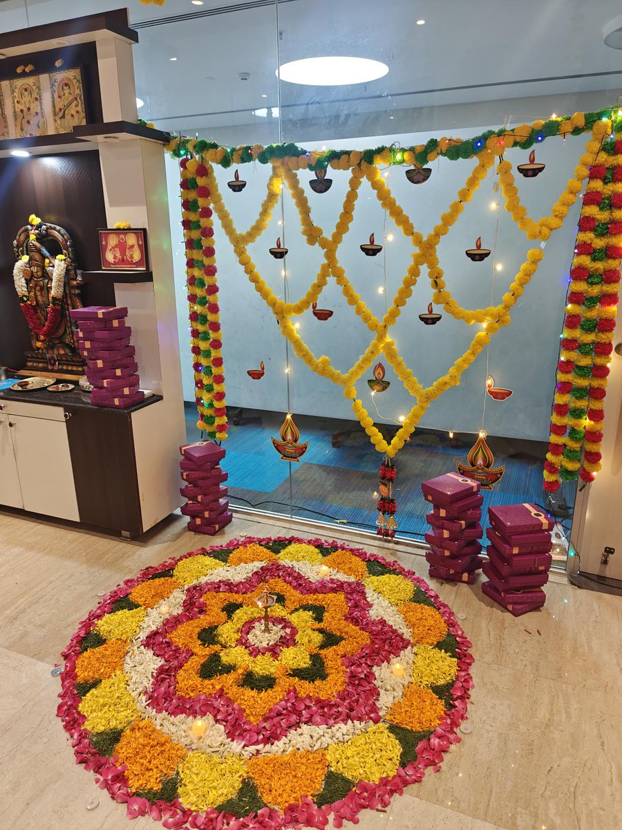 techaffinity's tweet image. Lights. Laughter. Togetherness.

Celebrating the spirit of Diwali with our TechAffinity family, where every spark reminds us that brighter things happen when we shine together. ✨

#HappyDiwali #FestivalOfLights #TeamCelebration