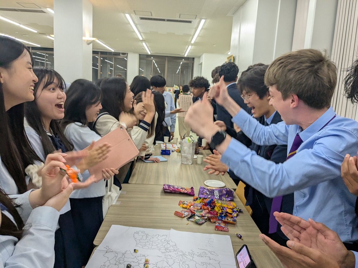 Japan trip day 5 and our last day of school integration, this time at Kaichi high school. Our students took part in various lessons, sports, calligraphy and the tea ceremony before our Sayonara Party with the host families. <a href="/DartfordGS/">Dartford Grammar</a> <a href="/DGS_MFL/">DGS MFL</a>