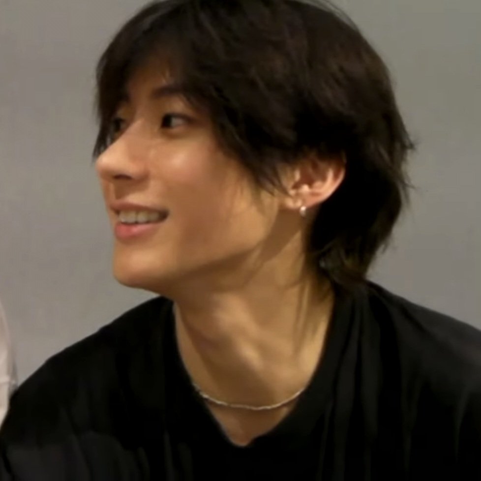 daintoiny's tweet image. 