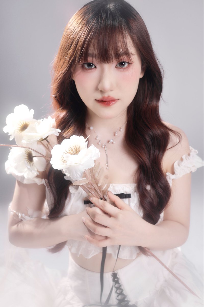 Piimkarn's tweet image. It&apos;s Pimkarn day! 💐✨
HBD TO MEEEEE 🤍🧚🎂 

#Kylinz #Pimkarnkylinz