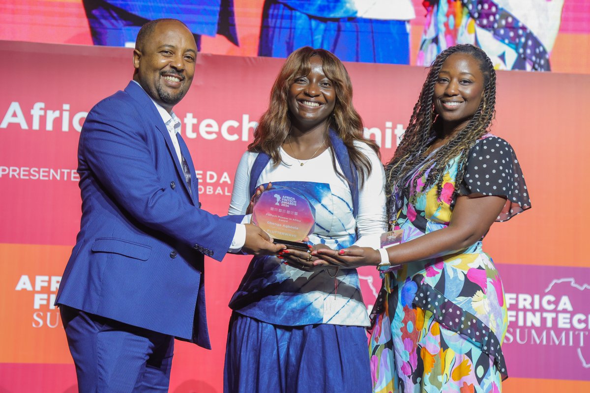 AfriFintech's tweet image. 🏆 Honorary Award Winners:
🚀 Lifetime Achievement Award – @Sitoyo, CEO, @MPESAAfrica
🚀 Fintech Pioneer in Africa – @TechProd_Arch, Founder & CEO, @theflutterwave 
🚀 Policy Visionary in Africa Fintech – @KwameAviator, Director of Fintech & Innovation, @thebankofghana
