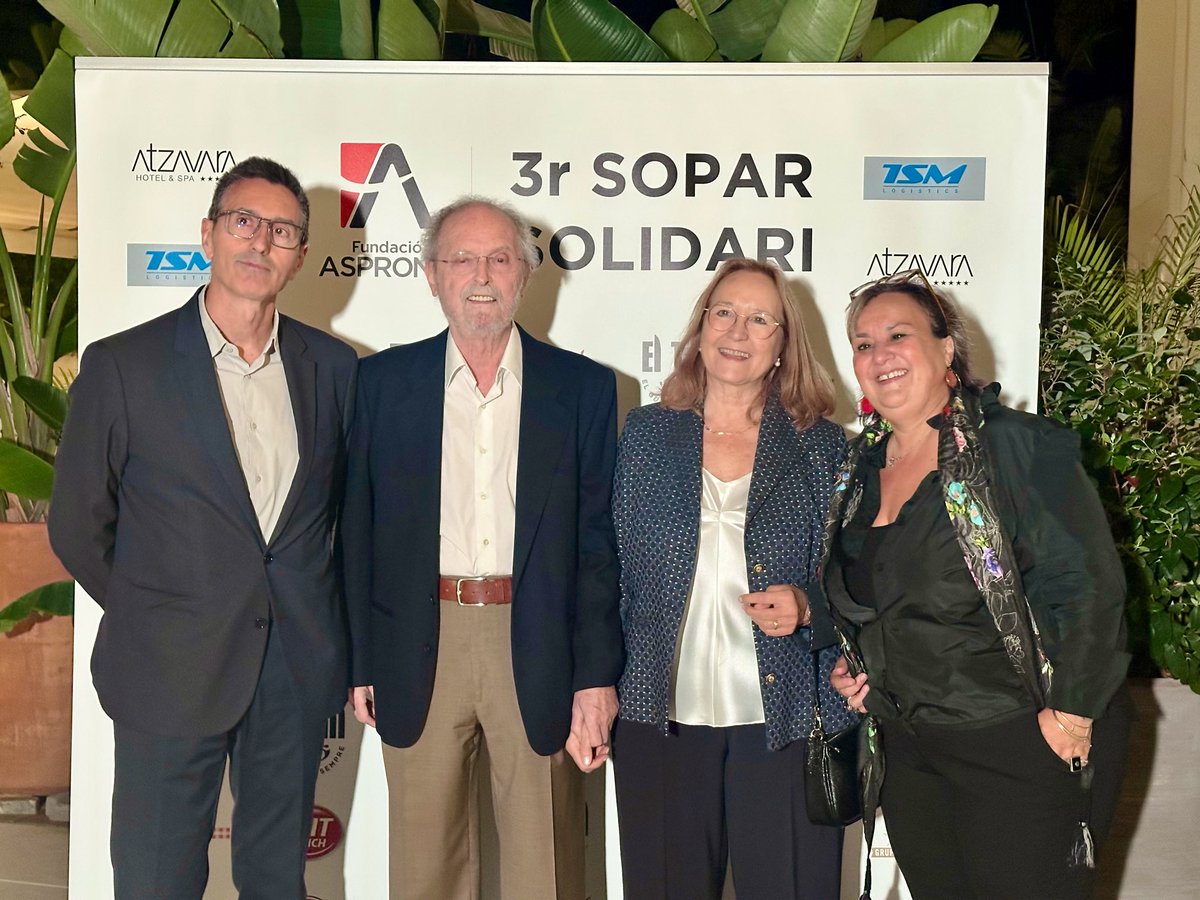swfactoria's tweet photo. Enhorabona a tota família @ASPRONIS per la celebració de la 3a edició del Sopar Solidari i per deixar-nos gaudir de moments tan especials com aquests.
La nostra admiració per la tasca tan vital i social que feu per a les persones i les famílies que més ho necessiten.
#AmbTu 🧡 https://t.co/RQvnPwyyHX