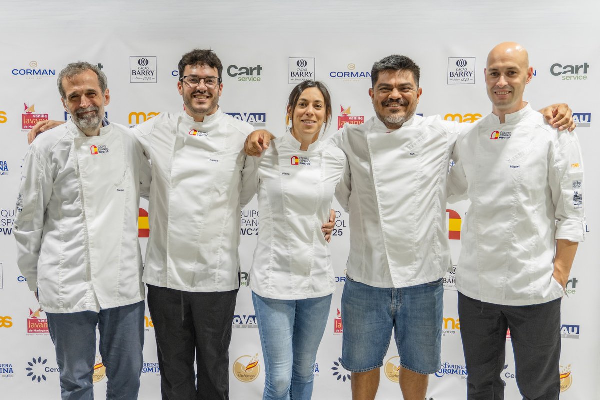 Este es el equipo español que participa en el Panettone World Championship. El sábado 18/10 conoceremos el resultado final 
Saber más👉  losfoodistas.com/equipo-espanol…
#Panettone