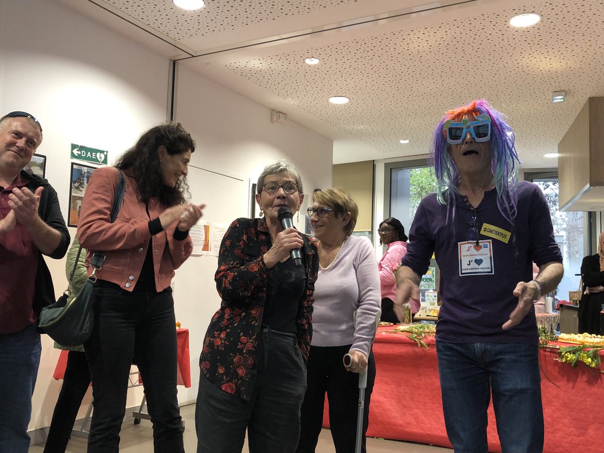 cscdidot's tweet photo. Le centre social et culturel @cscdidot a 25 ans.
Merci aux usagers, aux salariés, aux bénévoles, aux administrateurs, aux partenaires qui le font vivre au quotidien.
Merci aux « anciens » qui ont pu rejoindre la fête .
Longue vie au @cscdidot https://t.co/wxgFVdH8o8