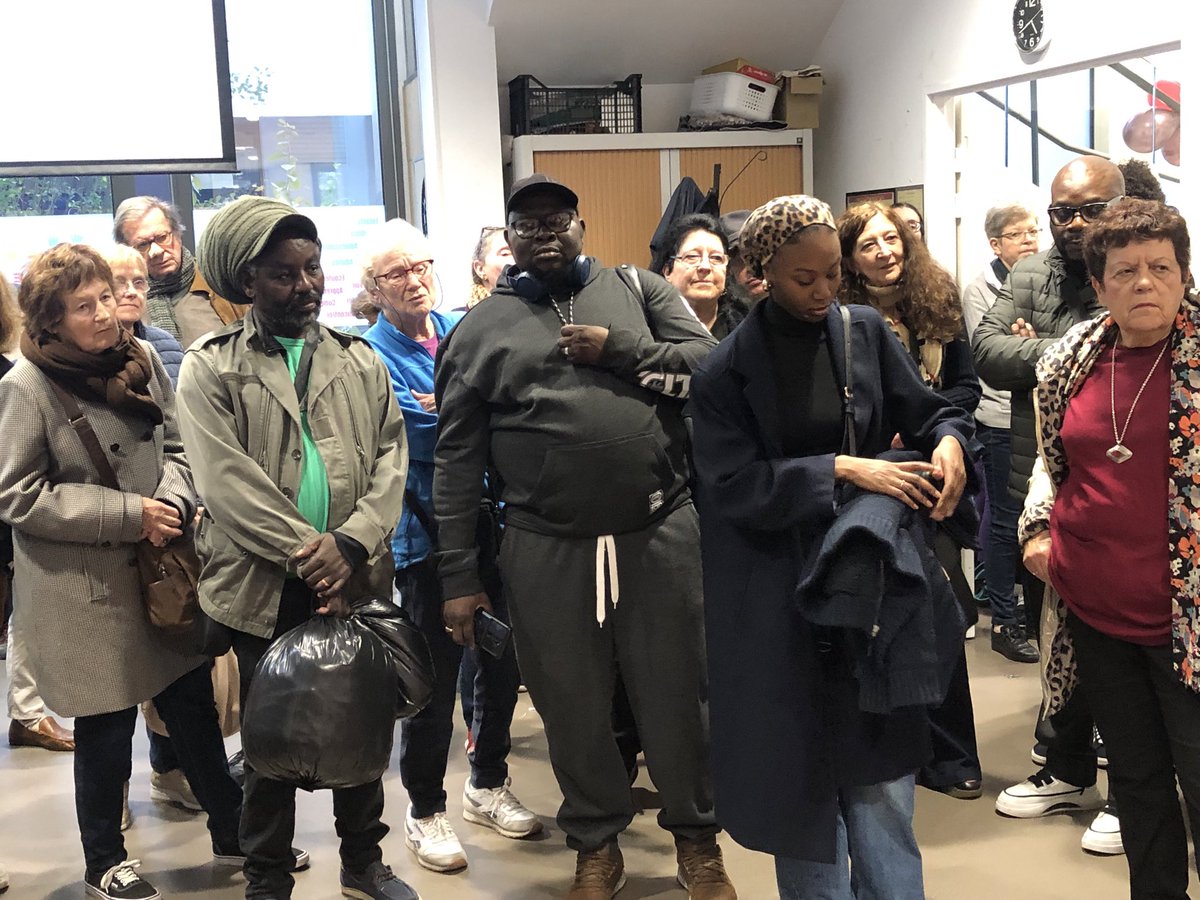 cscdidot's tweet photo. Le centre social et culturel @cscdidot a 25 ans.
Merci aux usagers, aux salariés, aux bénévoles, aux administrateurs, aux partenaires qui le font vivre au quotidien.
Merci aux « anciens » qui ont pu rejoindre la fête .
Longue vie au @cscdidot https://t.co/wxgFVdH8o8