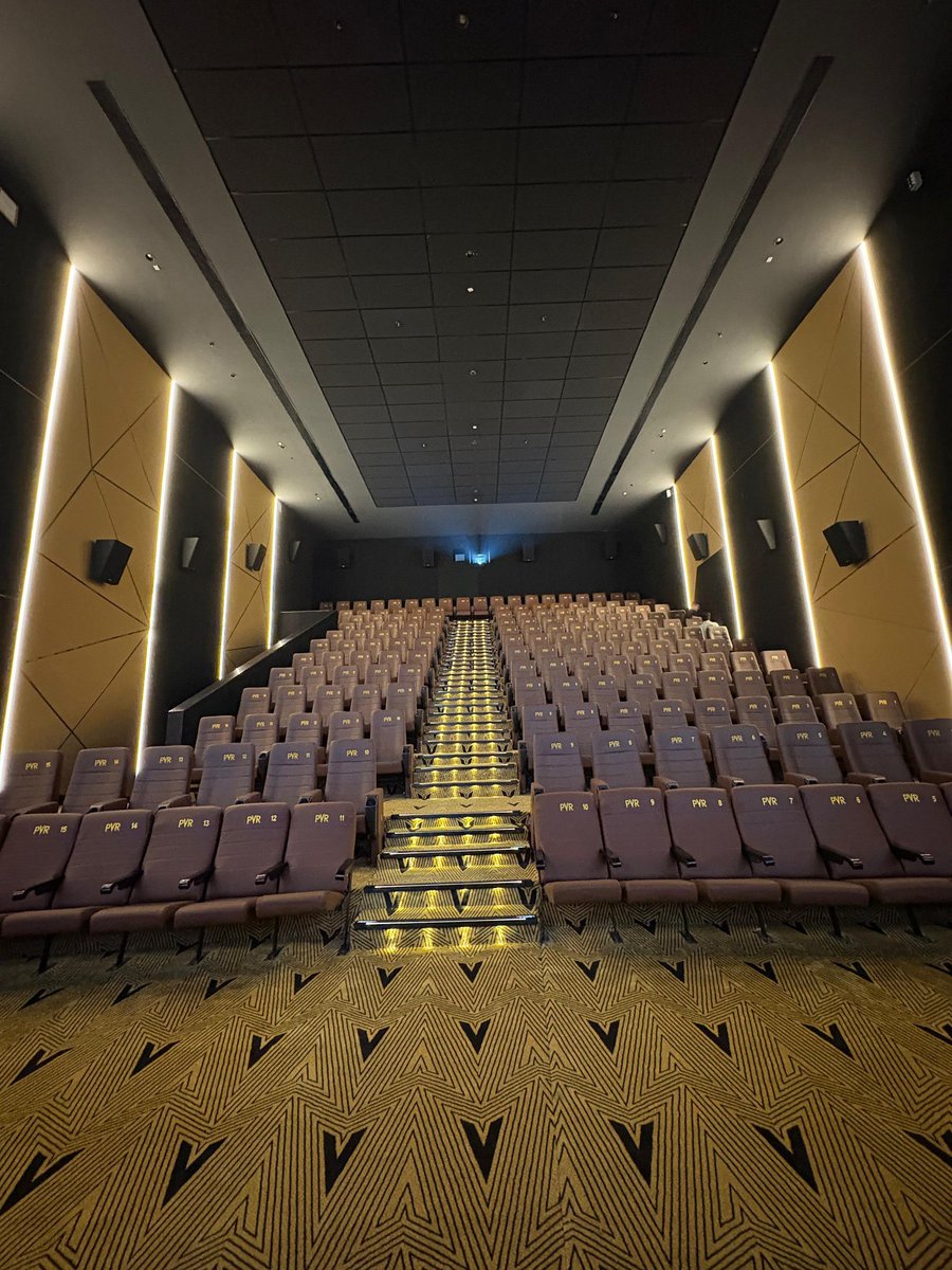 Theatreskovai's tweet photo. Big news, Coimbatore! ✨

Your favourite PVR INOX Brookefields just got bigger &amp; better!

Screens 3 &amp; 4 are back — newly revamped and ready to blow your mind this Diwali! 💥

🎟️ Book your Diwali movie now!

#theatreskovai https://t.co/k1YR6EoLYo