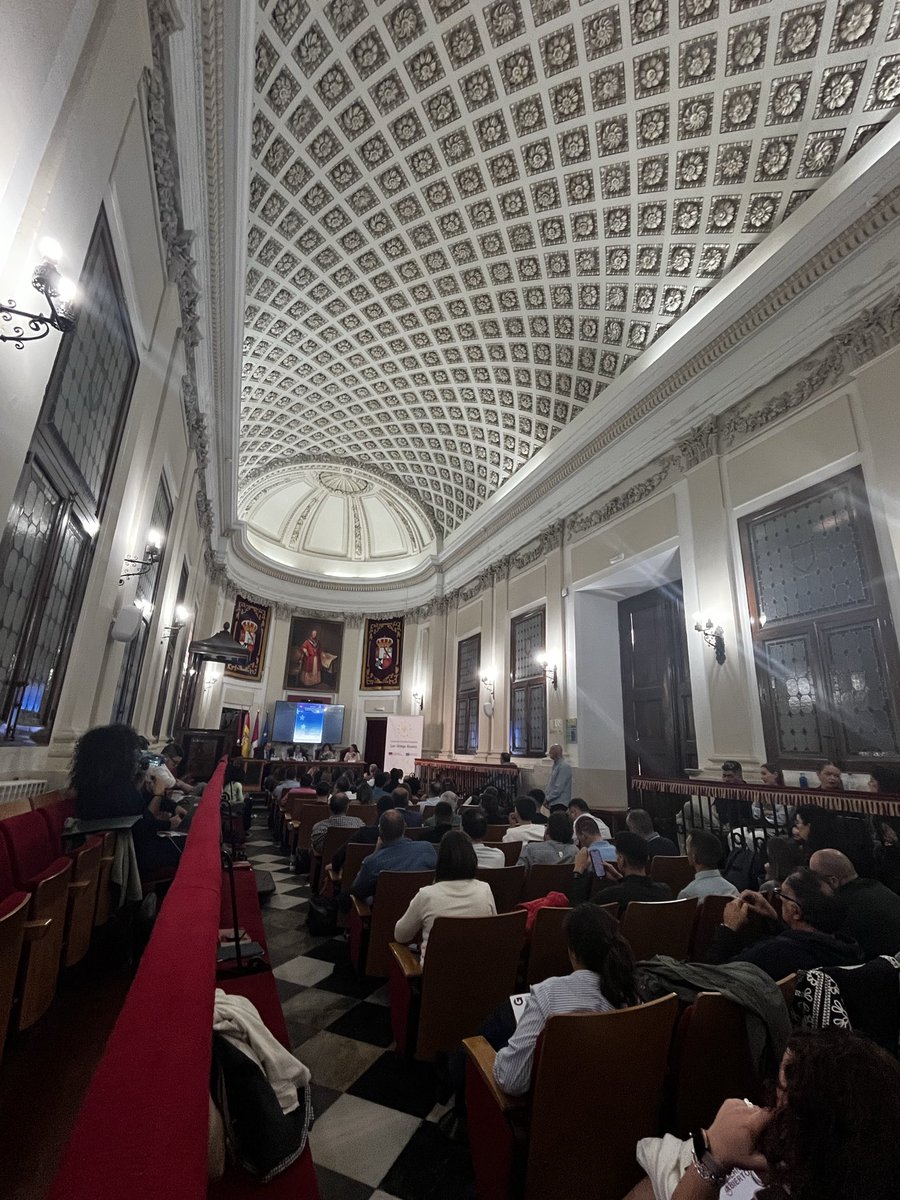 CEEUCLMTOLEDO's tweet photo. Interesante la mesa redonda con mucho interés de los participantes del Máster GOFEL  en los distintos ámbitos de la autonomía local que se han tratado en las intervenciones @uclm_es https://t.co/YcqSH0nI5k