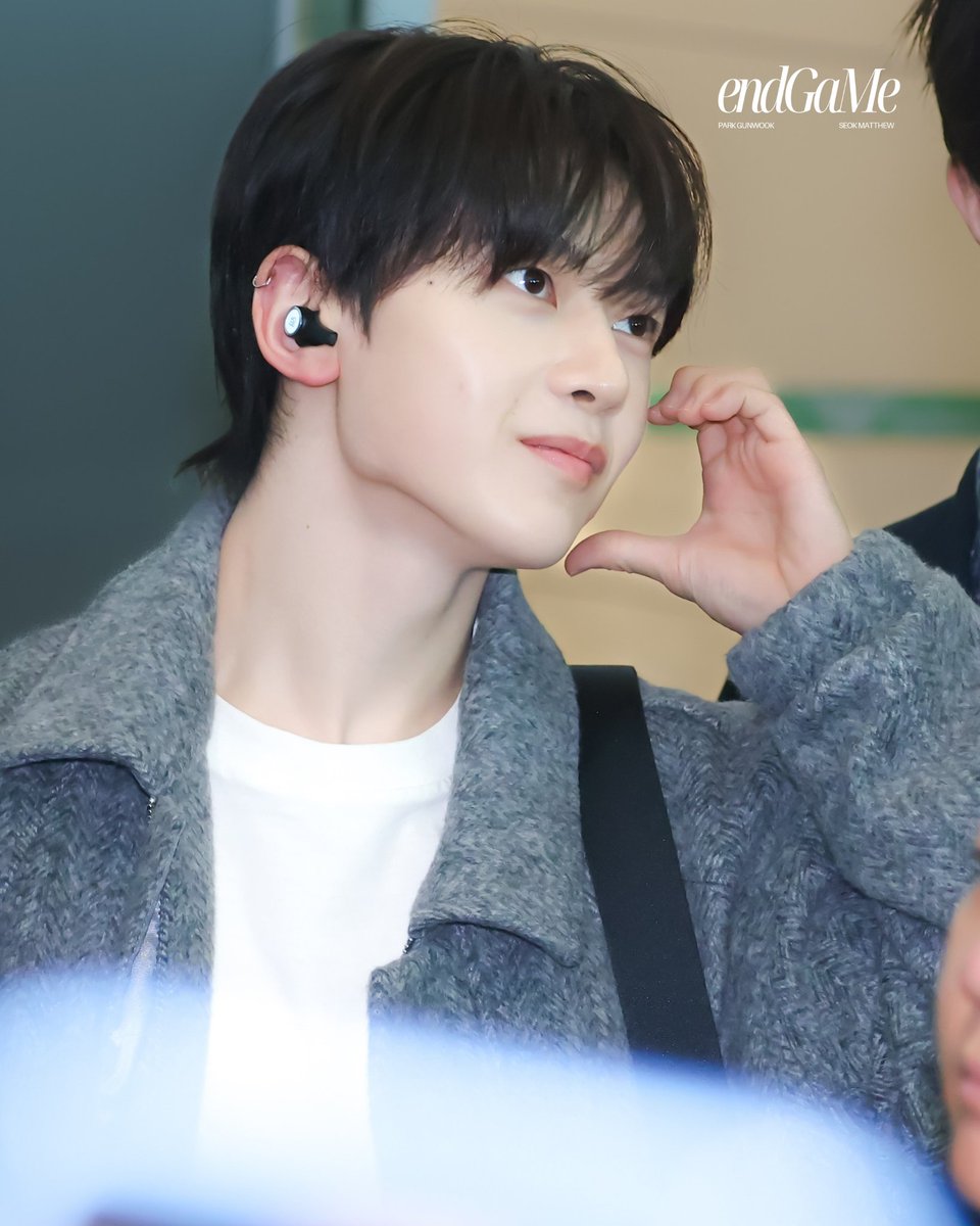 ENDGAME52's tweet image. 251017 ICN 🛫

#박건욱 #석매튜  #PARKGUNWOOK #SEOKMATTHEW #パクゴヌク #ソクマシュー #ZEROBASEONE #제로베이스원 #ZB1