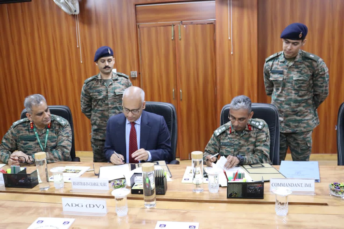 artrac_ia's tweet image. “𝐌𝐞𝐦𝐨𝐫𝐚𝐧𝐝𝐮𝐦 𝐨𝐟 𝐔𝐧𝐝𝐞𝐫𝐬𝐭𝐚𝐧𝐝𝐢𝐧𝐠”

The Institute of Military Law, #IML under the aegis of #HQARTRAC signed a Memorandum of Understanding, #MoU with National law University of India, Bengaluru on 17 Oct 2025 to undertake a study on Reforms in Military Justice