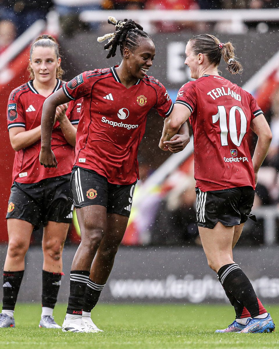 footballontnt's tweet image. Man United are still unbeaten in the WSL and UWCL league phase this season 📈