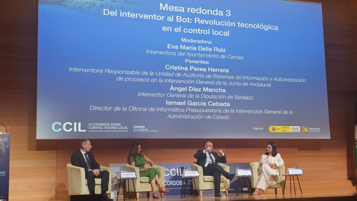🚀 La revolución tecnológica en el #ControlInterno local, a debate en el #CCIL25 con @EvaDelis, @CristinaPerea, @ADiazMancha e Ismael García (IGAE).

🤖 Del interventor al bot: hacia un nuevo modelo digital.

#IA #TransformaciónDigital #GestiónPública