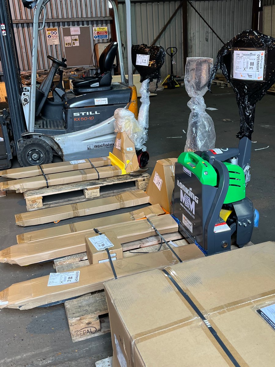 Check out some of today's despatch 👀 
All should be out to customers either Monday or Tuesday.

For #fastdelivery like this order today at liftruck.co.uk