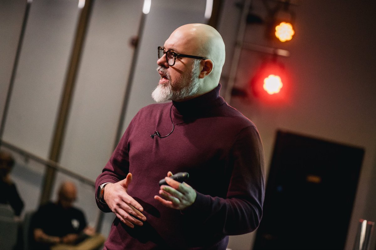 Luca Mezzalira tweet media