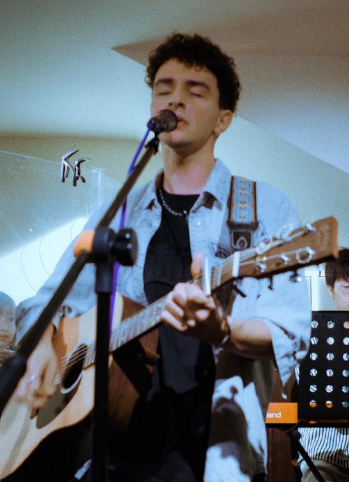 StudyChina0714's tweet image. International students from #PekingUniversity shine on stage!

The preliminary round of the 2025 Peking University International Students Top Ten Singer Competition was held on Oct 11, with 16 teams of contestants standing out.

#SingingContest #InternationalStudents #Music